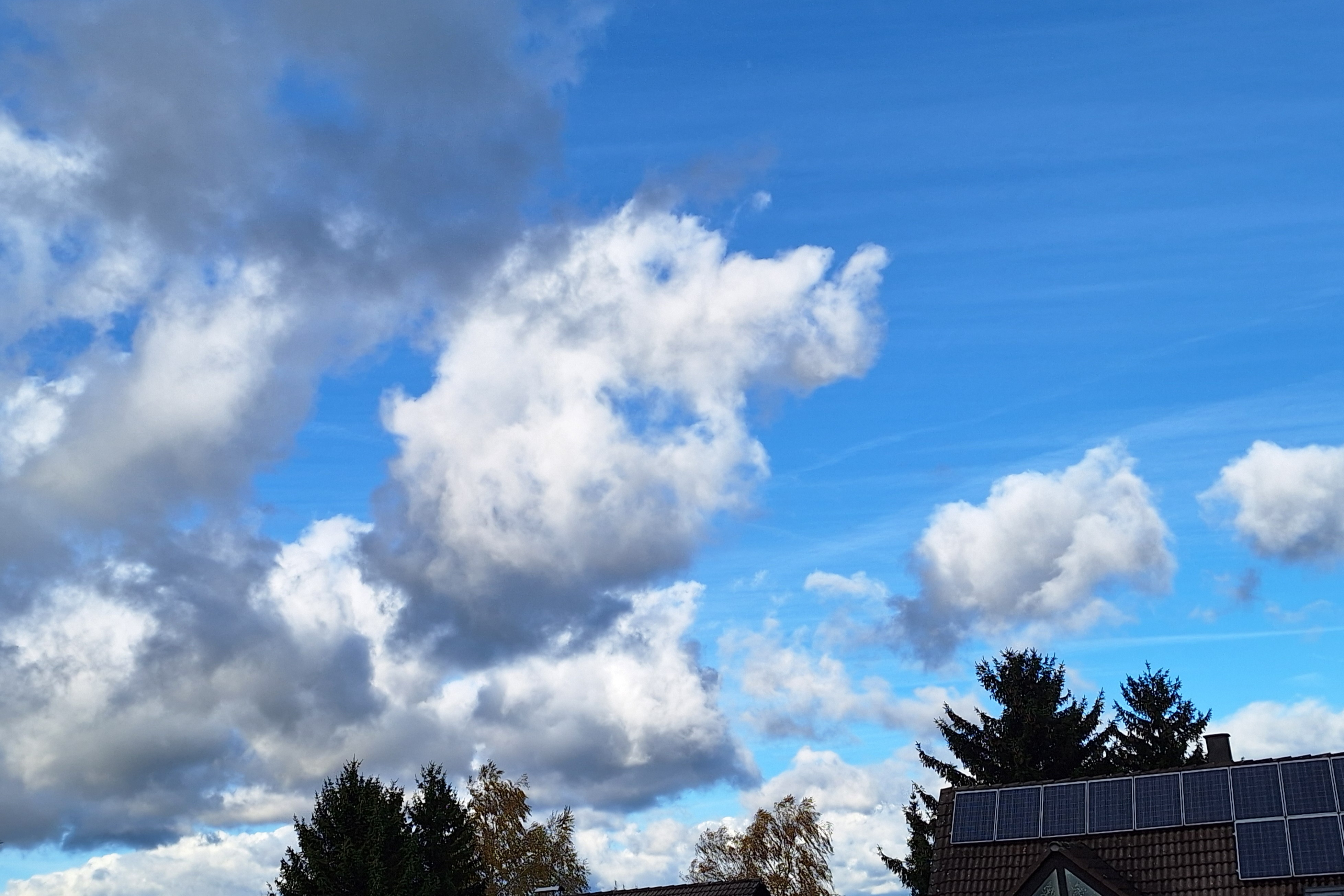 Der Himmel am Vormittag