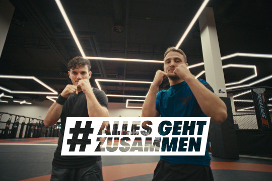 Alles geht zusammen Alles geht zusammen