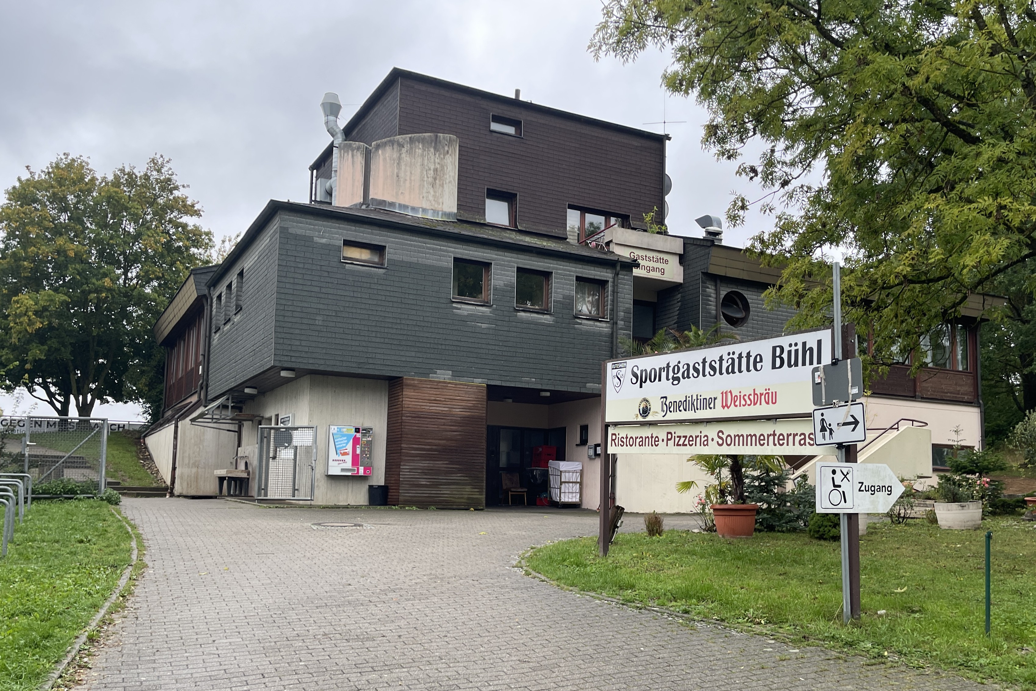 Ansicht Sportgastst&auml;tte B&uuml;hl