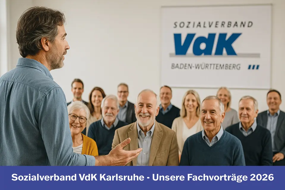Redner vor einer Gruppe Menschen