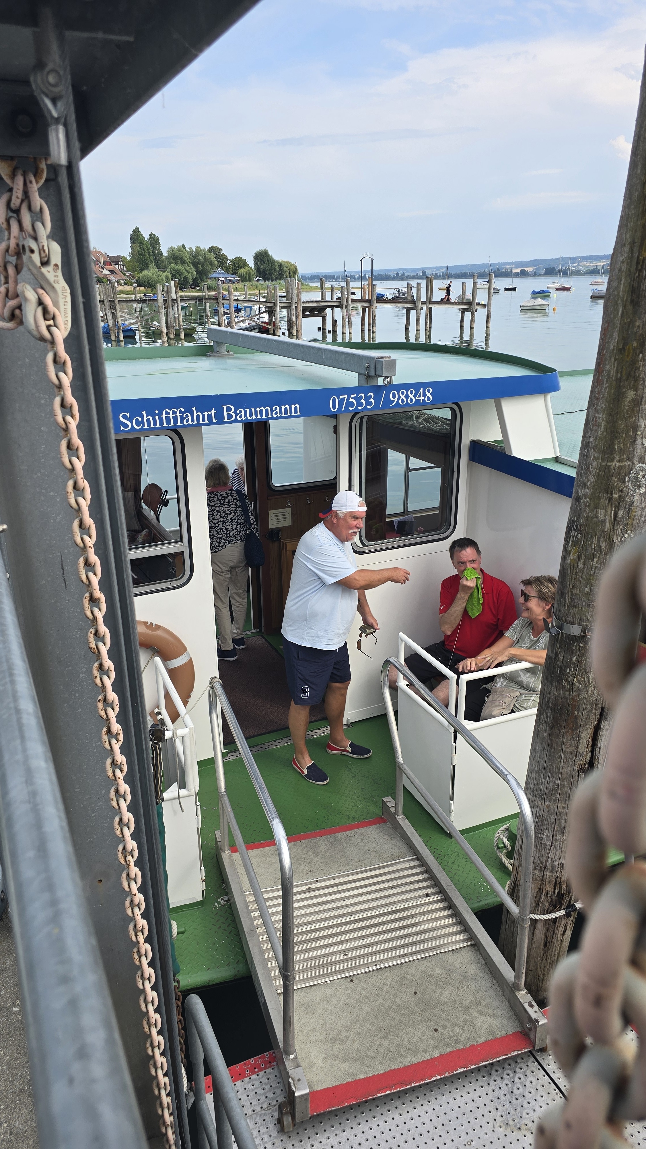 beim Verlassen des Schiffes