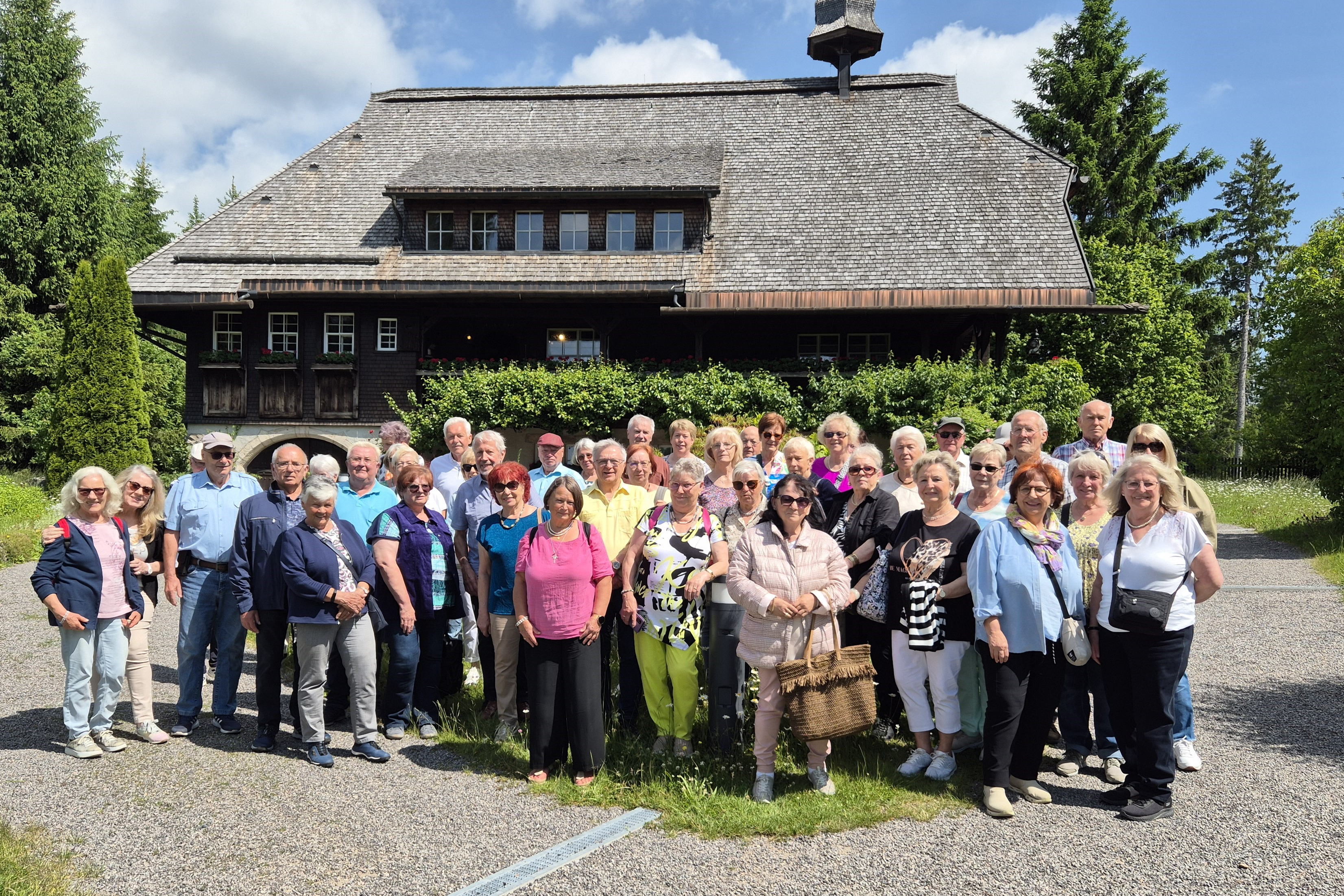 Gruppenbild Tagesausflug VdK Bisingen "Auf den Spuren von Prof. Brinkmann"