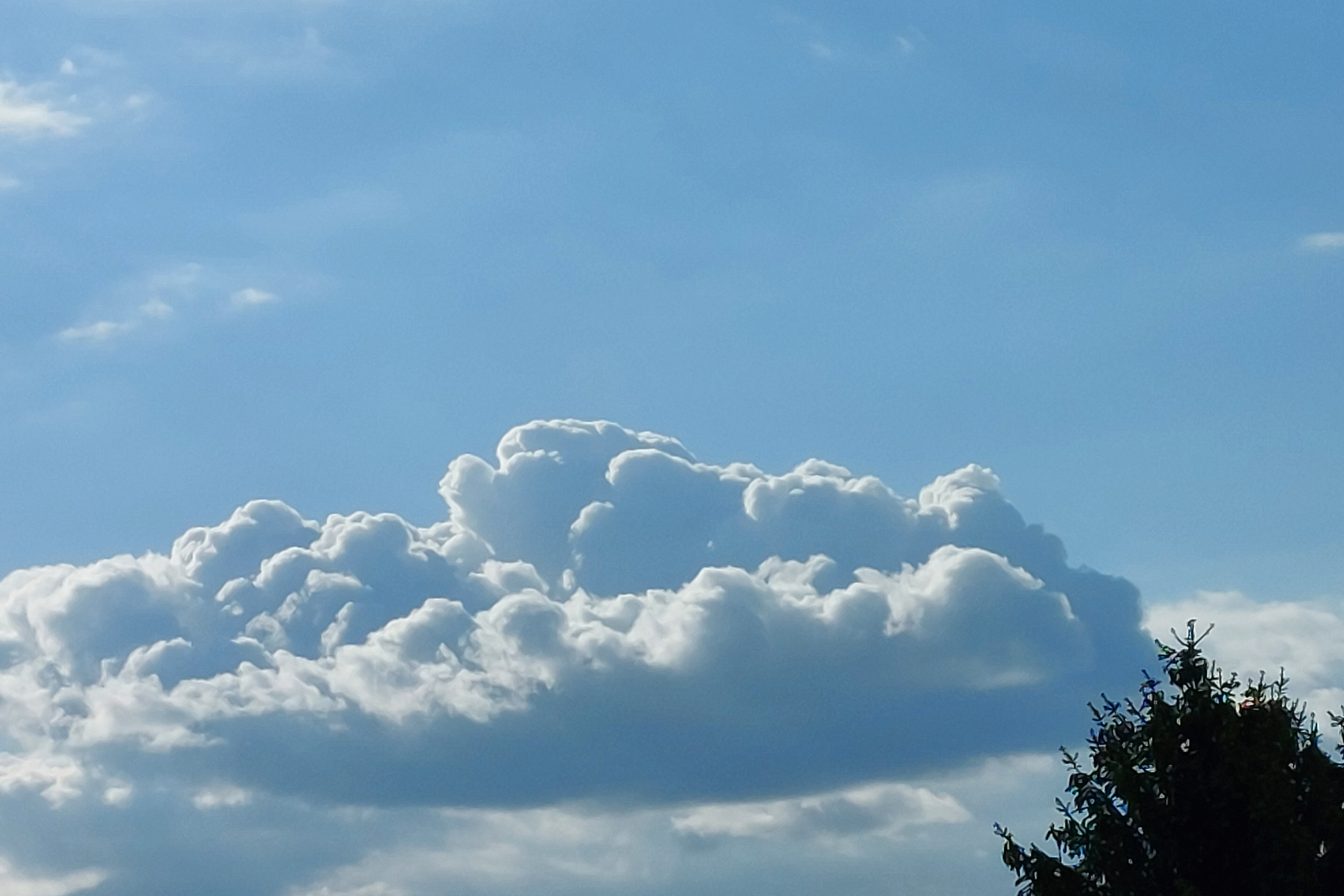 Interessante Wolke am Himmel Interessante Wolke am Himmel